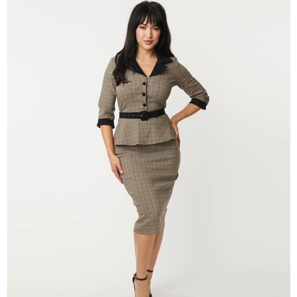 NWT Unique Vintage Wiggle Dress - Perfect condition!